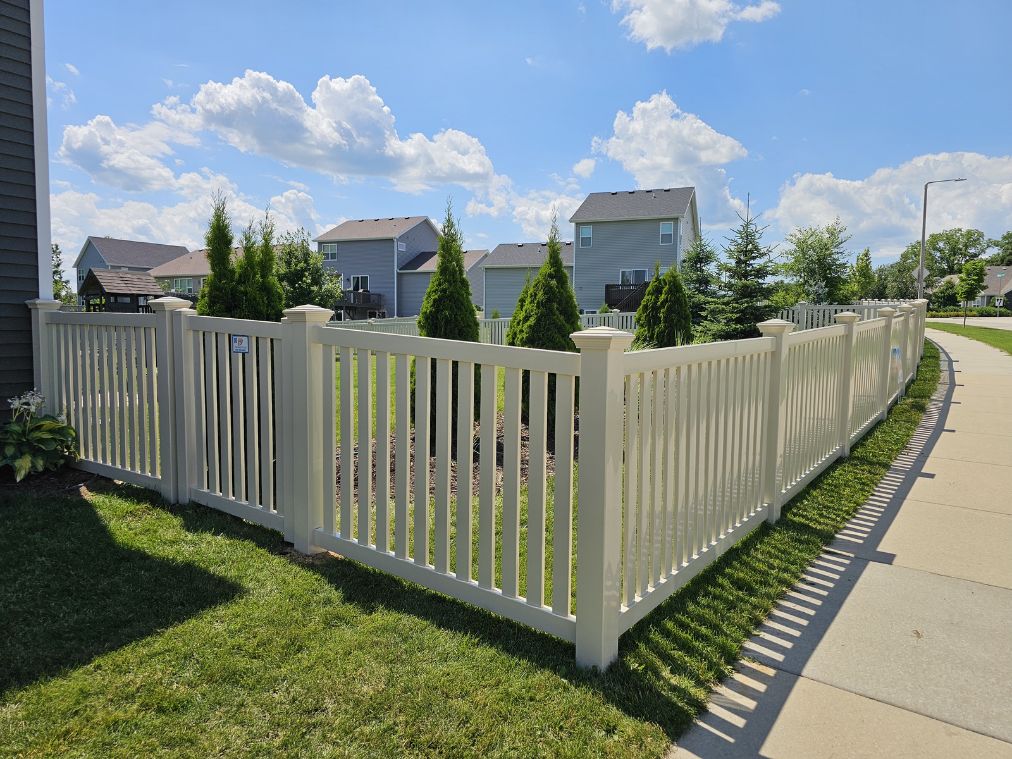 Picket Fence Contractor in Madison, WI