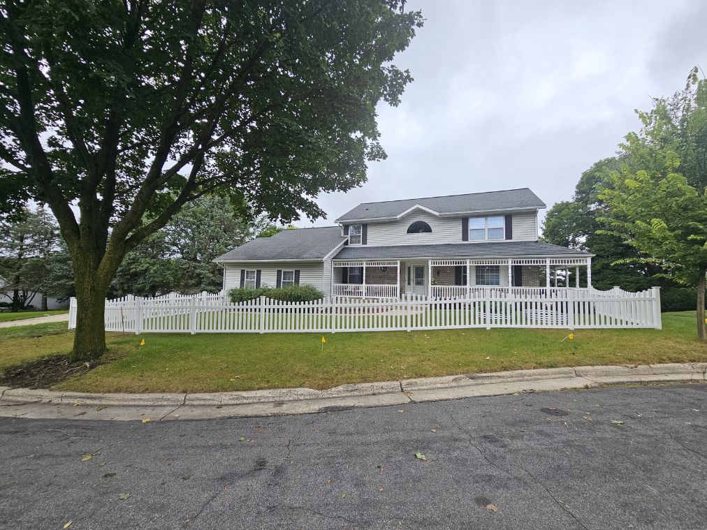 Picket Fence Contractor in Madison, WI